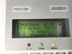 Stary panel kontrolny przemysłowy PCD7.D81 SAIA bez LCD z próbą odpalenia