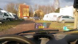 Jak ustawić alarmy prędkości i temperatury w wyświetlaczu HUD OBD2?