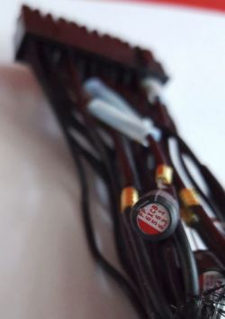 Kondensatory na przewodach zasilacza - przenoszenie na nowe kable.