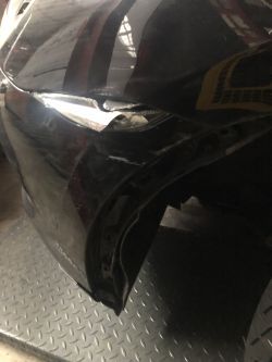 Części do Porsche Cayenne 3.0 TDI 2012r: lampa, migacz, nakładka na błotnik, zawieszenie