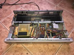 Wnętrze wzmacniacza audio Blaupunkt Mainamplifier MA-240 [1979/1980?]
