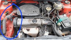 Golf 3 1.6 Benzyna 1996: Niepodpięte rury od obudowy filtra powietrza i zwiększone zużycie paliwa