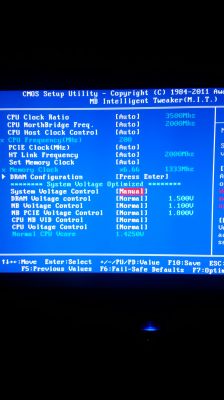 Jaki jest bezpieczny zakres napięć dla AMD Phenom II X4 970 Black Edition?