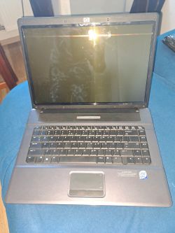Jak wyczyścić laptop i wymienić pastę? Zestaw i narzędzia.