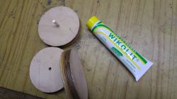 DIY Szlifierka pasowa z silnikiem od pralki DIY Szlifierka pasowa z silnikiem od pralki