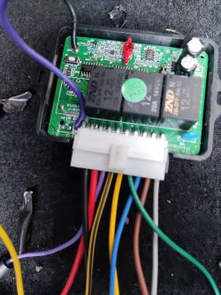 Octavia I SDI problem z kablami od zamka centralnego