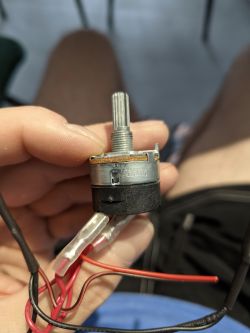 Jaki potencjometr B500-180 do regulacji wentylatora 6 V w grillu bezdymnym?