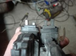 VW Polo IV 1.4 TDI PD, 2009 - Zmiana regulatora ładowania z Bosch BR14-h na BR14-MO-V14 lub BR1-0