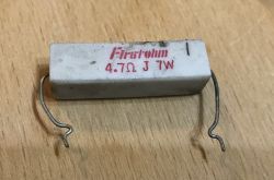 Gniazdo elektryczne z wbudowaną, dwuportową ładowarką USB - mini test + teardown Gniazdo elektryczne z wbudowaną, dwuportową ładowarką USB - mini test + teardown
