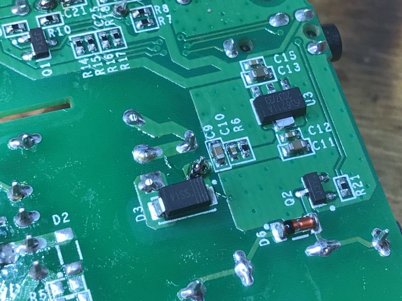 WS-03H1 PCB with Electronic Components Close-up of the WS-03H1 module PCB with visible electronic components.
