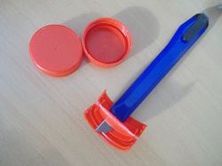 Maszynka do domowej produkcji filamentu do druku 3D z butelek PET