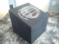 Umiejscowienie Bass Reflex w skrzyni 45L dla głośnika Lanzar Max 12