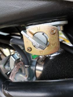 Understanding Fuel Tap Positions: Open, Closed, and Their Corresponding Symbols