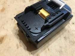 Design and printing of an adapter/cap for the Makita BL1830 18V battery pack
