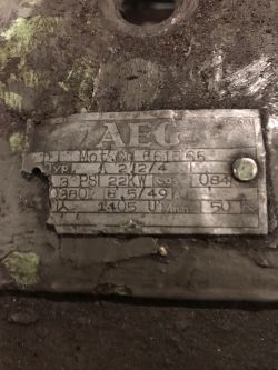 Silnik 3 fazowy zasilany falownikiem na jedna fazę