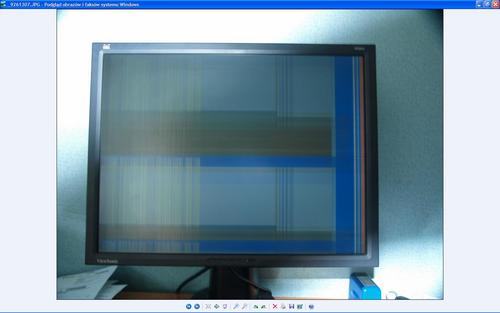Vp201b Computer Monitor Migotanie obrazu w ViewSonic VP201b - co może być przyczyną?