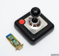 Bezprzewodowy joystick w starym stylu