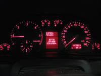 Audi A4 B5 1.9TDI 1999r, komunikat SYSTEMFEHLER:BITTE CD-ROM EINLEGEN.
