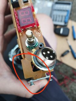 Uszkodzenie płytki drukowanej w CB radio Magnum MX