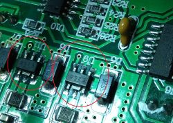 Oznaczenie układu E258 w lampie estradowej - co to za element?