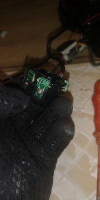 Hulajnoga Blaupunkt ESC910 nie reaguje na uruchomienie - uszkodzona wtyczka naprawiona