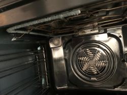 Piekarnik Gorenje BO735E11X - przypalony szron na grzałce, krucha, łamie się, czy wymienić?