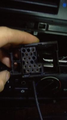 Bmw e 46 - wymiana radia reverse na jakie? Pasujące kostki?