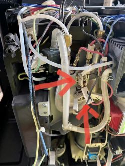 Ekspres Electrolux EBC54524 - po nagrzewaniu: ALARM!