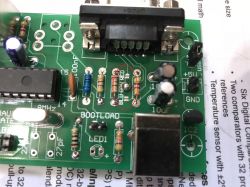 Terminal PAL/NTSC/VGA na PIC32 z obsług± klawiatury PS/2 Terminal PAL/NTSC/VGA na PIC32 z obsług± klawiatury PS/2