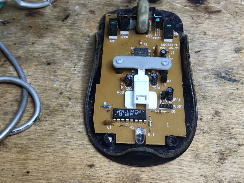 Mouse Interior with TP8472BP Chip Interior of an old laser mouse with TP8472BP chip