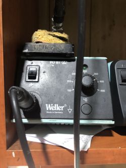 [Sprzedam] Sprzedam stację lutowniczą Weller PU 81 WSP 80. Cena: 350 zł.