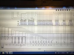 Peugeot 807 3.0 V6 automat - Potrzebuje schemat elektryczny skrzyni biegów.