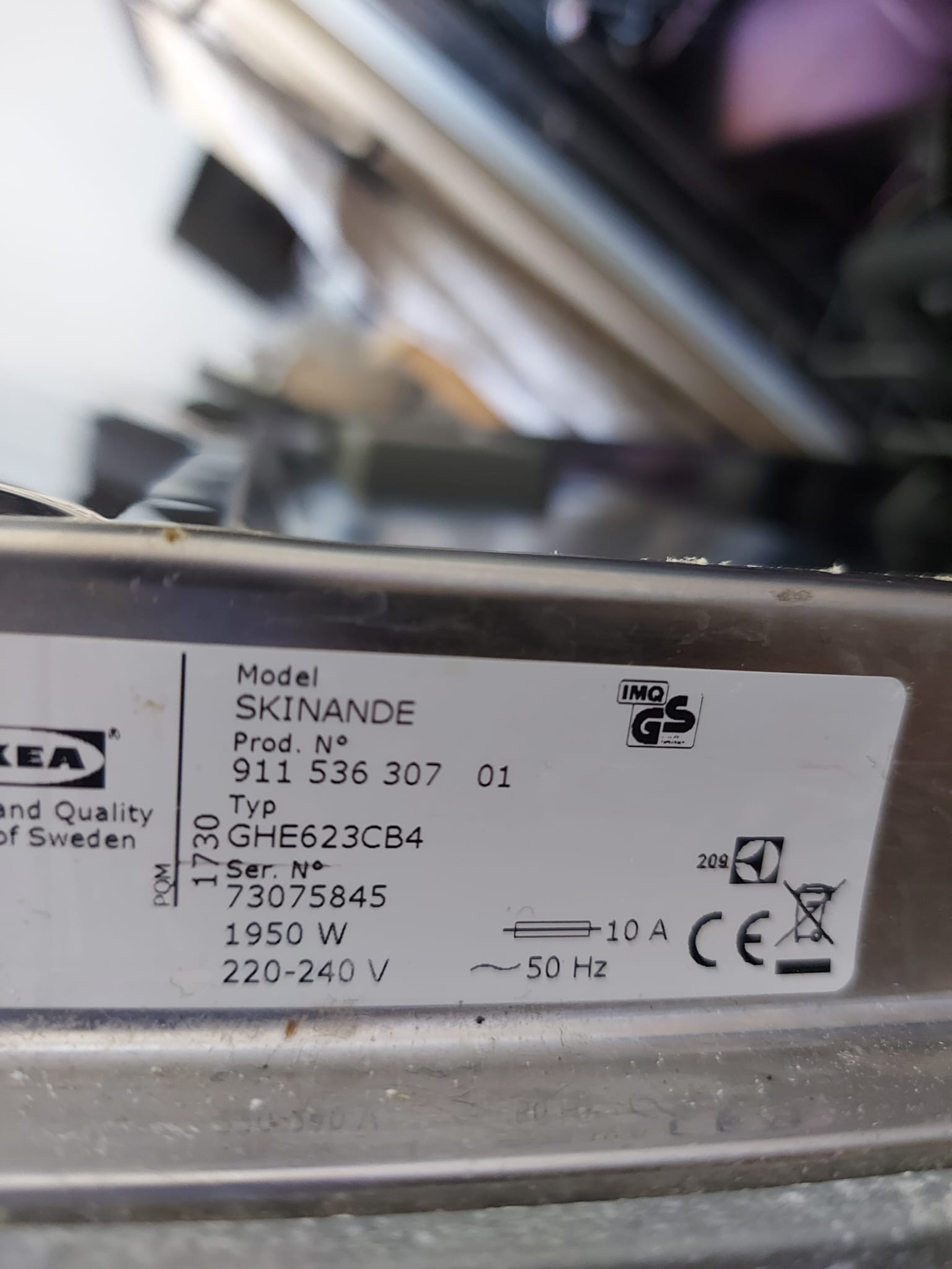 Ikea SKINANDE (typ GHE623CB4) - zagubione uchwyty mocowania frontu ...