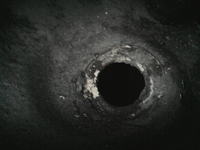 Fiat Stilo podłoga, otwory w profilach i zaślepki.