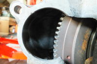 Rozrusznik w buggy z Fiata 126p przerywa mimo wymiany elektromagnesu i bendiksu