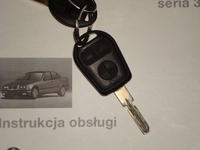 BMW E36 coupe '95 - po delikatnej stłuczce alarm sam się włącza