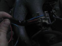 Mercedes w124 300TD - Wentylator dmuchawy nie działa, problem z regulatorem lub wtyczką?