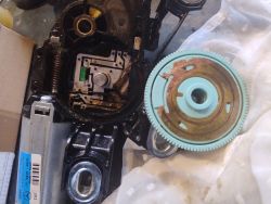 Mercedes Vito W639 2007 – tylna wycieraczka działa samoczynnie, zasilanie na stałe