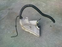 Audi A2 - Wyciek płynu do spryskiwaczy dolewając do pełna