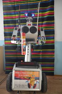 Robot Franek - zdalnie sterowany robot reklamowy
