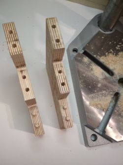 Piętrowy stojak na śrubokręty DIY Piętrowy stojak na śrubokręty DIY