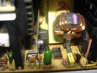 Topower model: TOP 526 P6 420W włącza się z dużym opóznieniem.