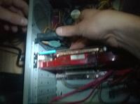 Radeon 3870 temperatura w stresie w okolicach 100 stopni.