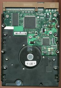 Seagate Barracuda 7200.7 120GB ST3120026A - Identyfikacja spalonego elementu na PCB
