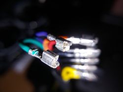 Gdzie znajdę takie złącze, albo chociaż takie konektory?