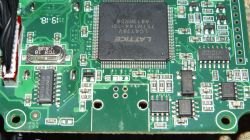 Interfejs RS900 PRO - uszkodzone gniazdo USB, wyrwane SMD na płycie