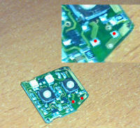 Brakujące elementy pilota VW - co powinno być na zaznaczonych punktach?