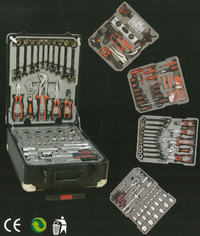 Poszukuje kluczy do samochodu - domu dla Amatora mechanika ale dobre.