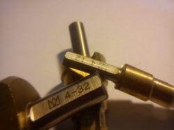 Problemy mechaniczne elektronika - Jak zrobić obudowę? Otwory duże i małe. Problemy mechaniczne elektronika - Jak zrobić obudowę? Otwory duże i małe.