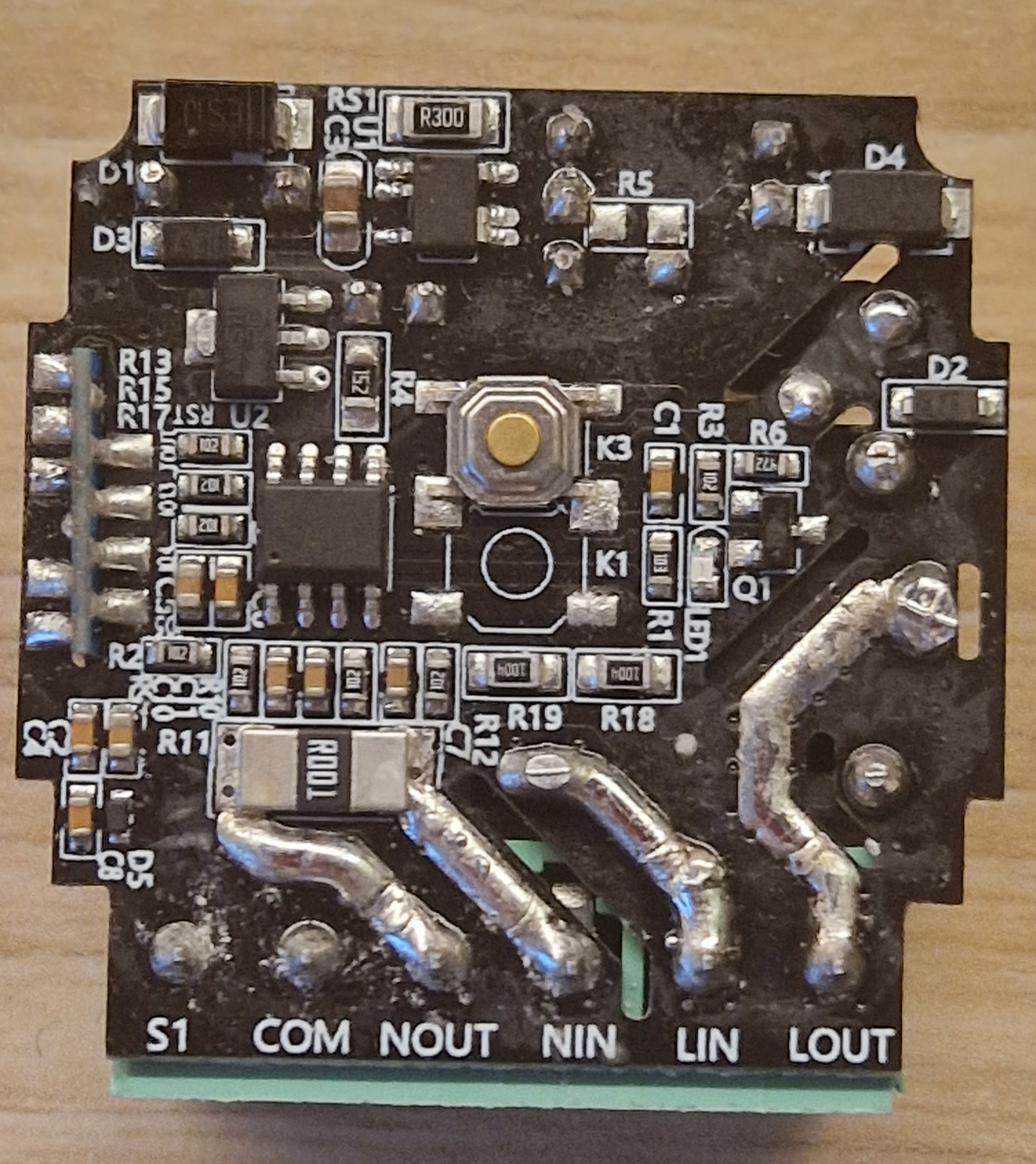 [BK7231N/BL0937] Mini Switch with BL0937 Metering Chip Teardown